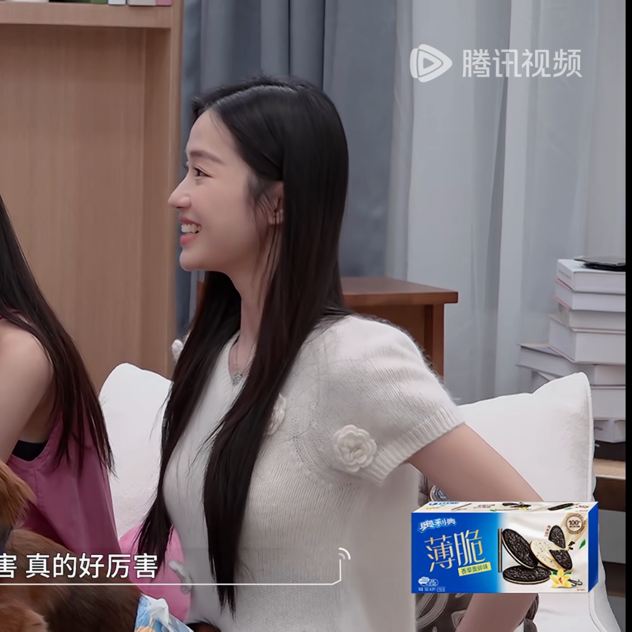 心动的信号阮小咪同款立体花朵圆领针织衫女早春修身百搭套头上衣图片