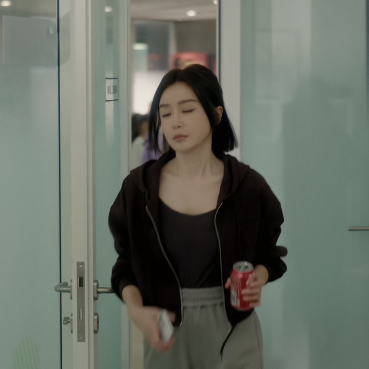 亦舞之城谭思婷秦岚同款毛圈短款拉链连帽卫衣女百搭高领帽衫外套