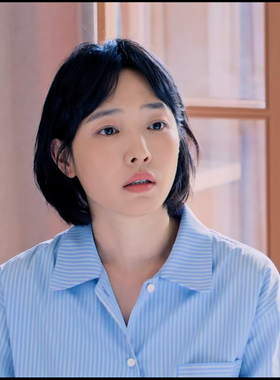 好团圆向前白百何同款蓝色条纹长袖衬衫女士复古宽松小个子衬衣