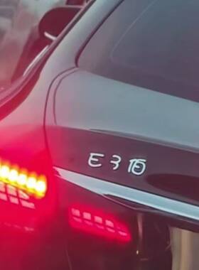 奔驰E300不锈钢个性车尾标