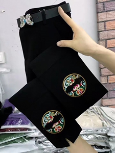 高品质弹力国风刺绣八分烟管裤女2024年秋季新款高腰修身显瘦西裤