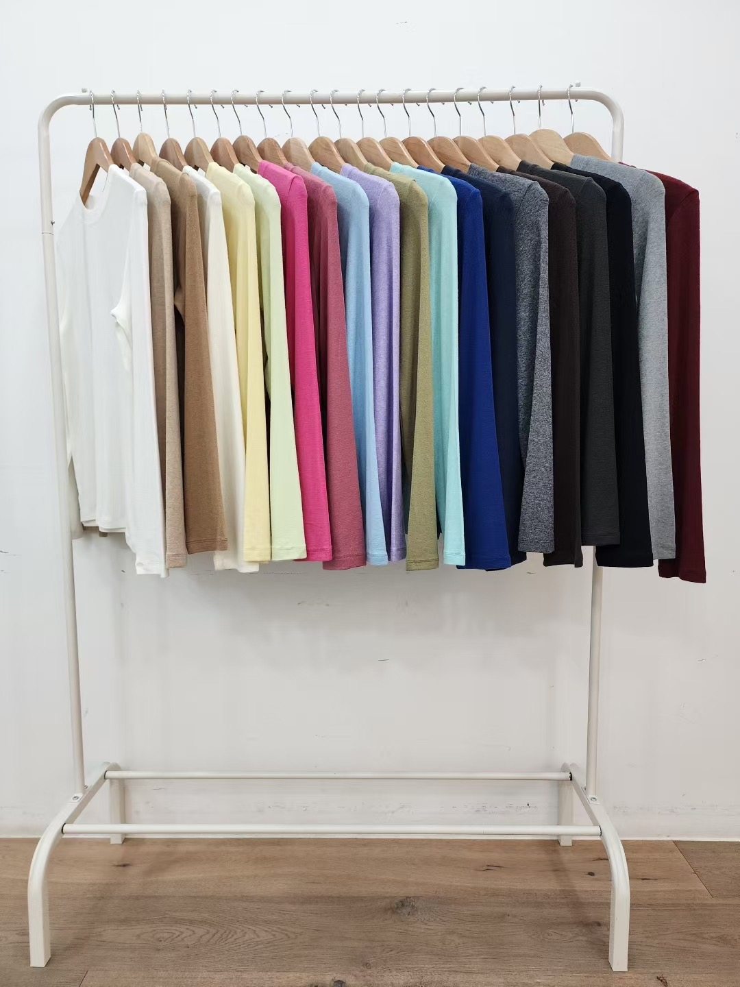 韩国东大门2025秋冬新款LEMIU 圆领纯色百搭羊毛天丝打底衫