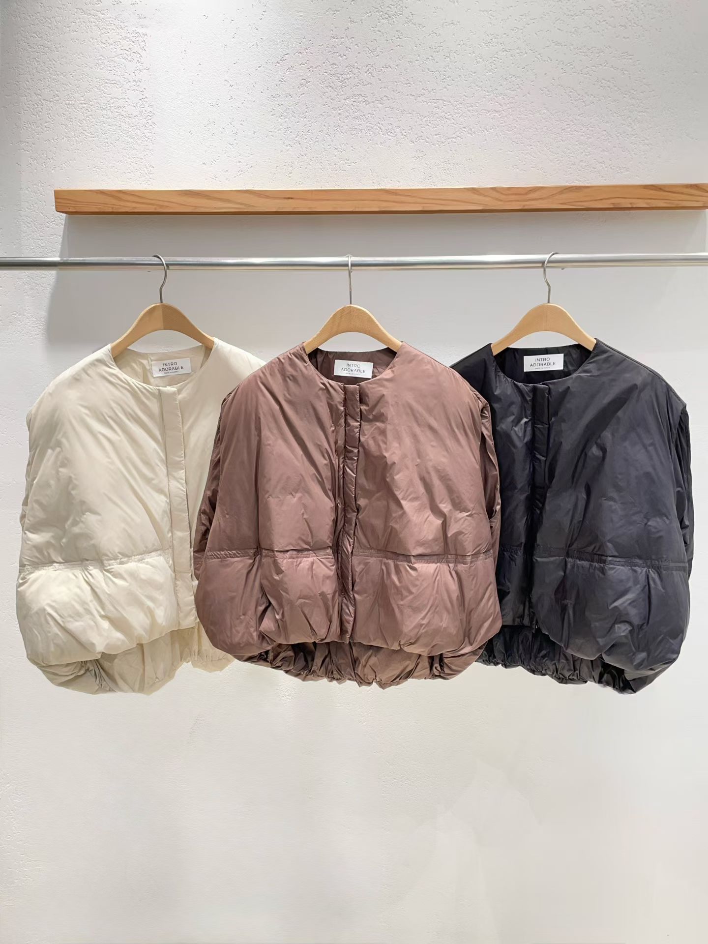 韩国东大门2025冬新款INTRO时尚圆领面包背心马甲