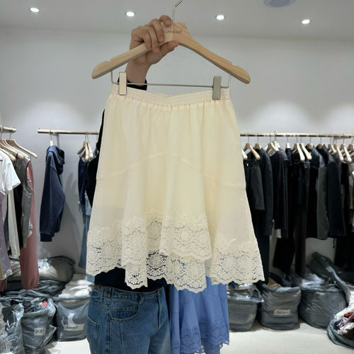 韩国东大门代购2026春 夏CONNAUGHT 蕾丝边半身裙