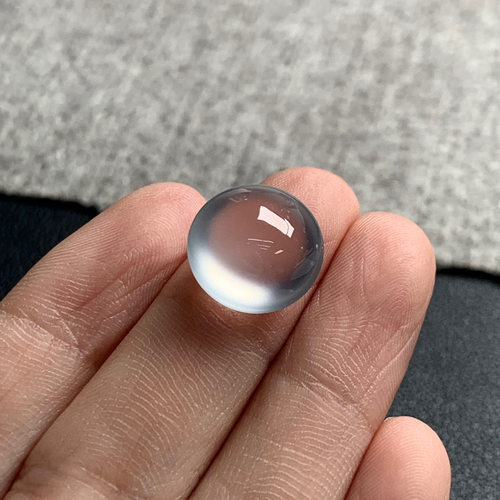 天然A货缅甸翡翠 蛋面 尺寸 : 13.1-12.5-8