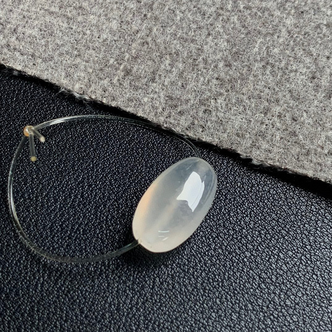 天然A货缅甸翡翠 桶珠 尺寸 : 18.8-11.1-8.1