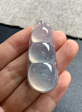 天然A货缅甸翡翠 福豆 尺寸 : 45.2-19.3-9.4