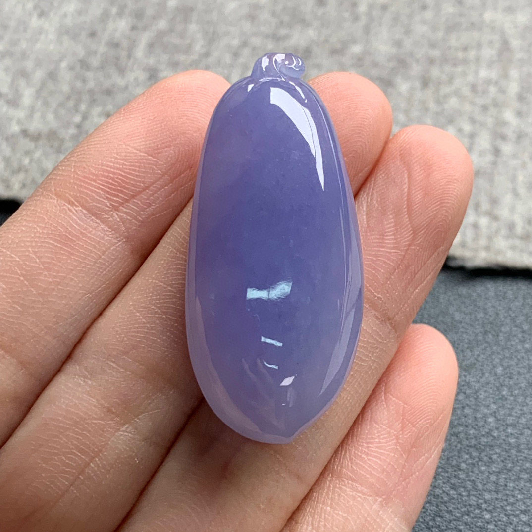 天然A货缅甸翡翠 紫罗兰福瓜 尺寸 : 39.4-17.8-10.6