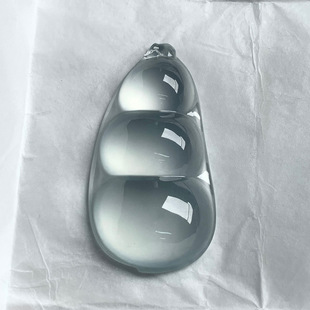 24.9 天然A货缅甸翡翠 47.5 尺寸 8.4 福豆