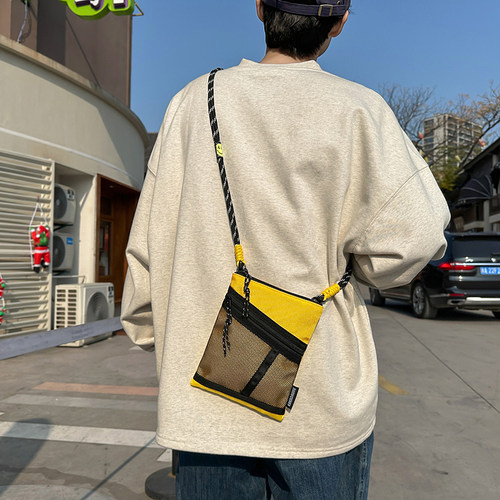 单肩挂绳防水迷你竖款运动手机包