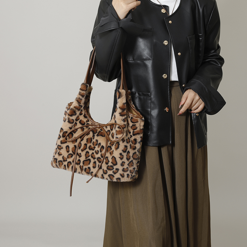 高级感小众拼接蝴蝶结手提托特包