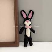 多尼古乐尼泊尔手工羊毛毡挂件可爱黑粉兔子玩偶包挂钥匙扣车挂饰