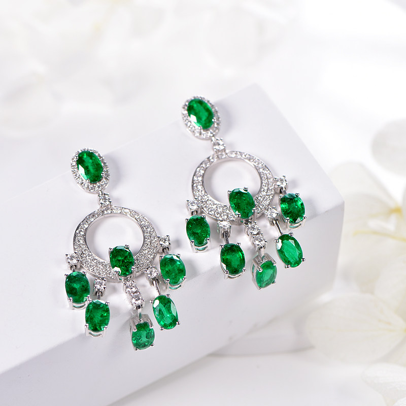 米莱珠宝 5.71克拉天然祖母绿耳环 女 18k金钻石镶嵌耳钉彩宝定制