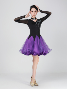 新款拉丁舞练功服表演服演出服长袖三步踩连衣裙广场舞女显瘦镶钻