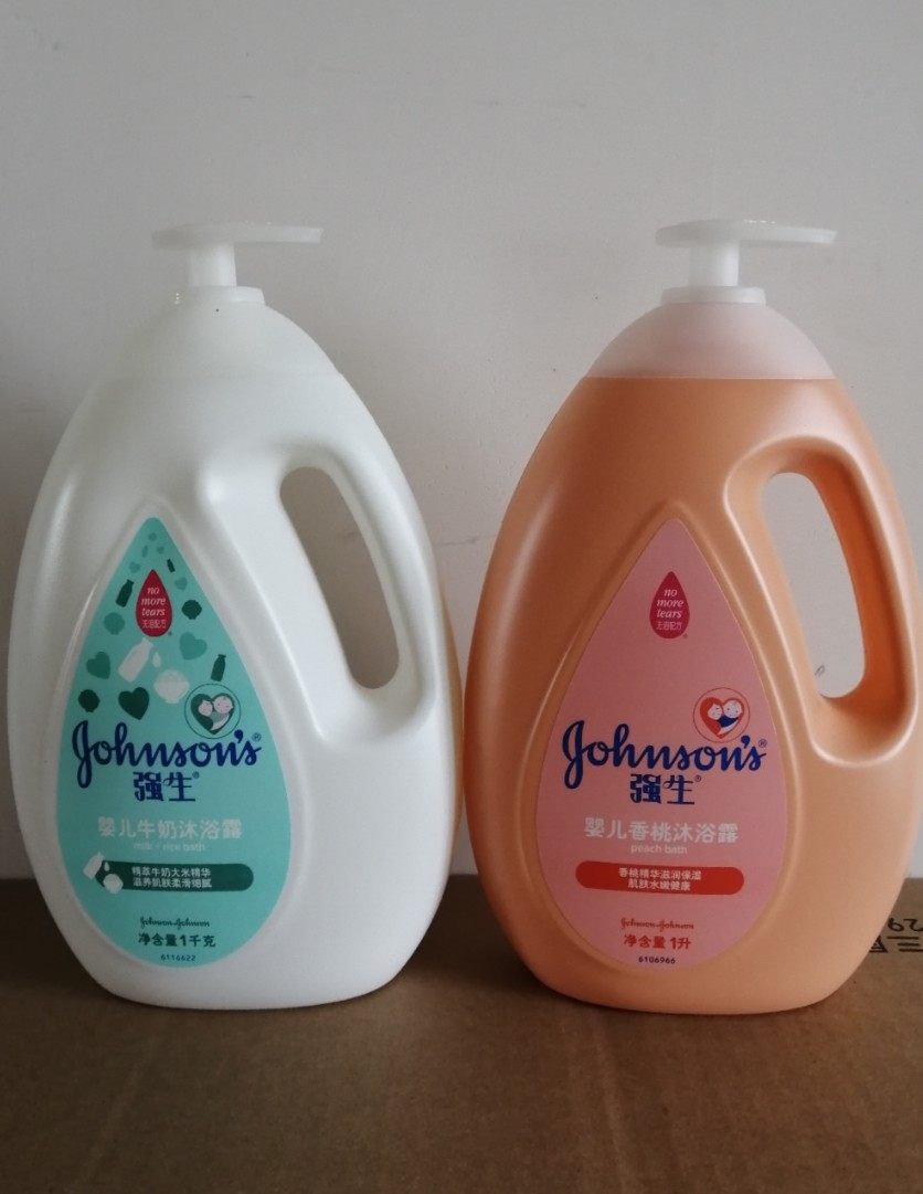 强生婴儿牛奶沐浴露沐浴乳1000ml家庭装通用大瓶装宝宝家用