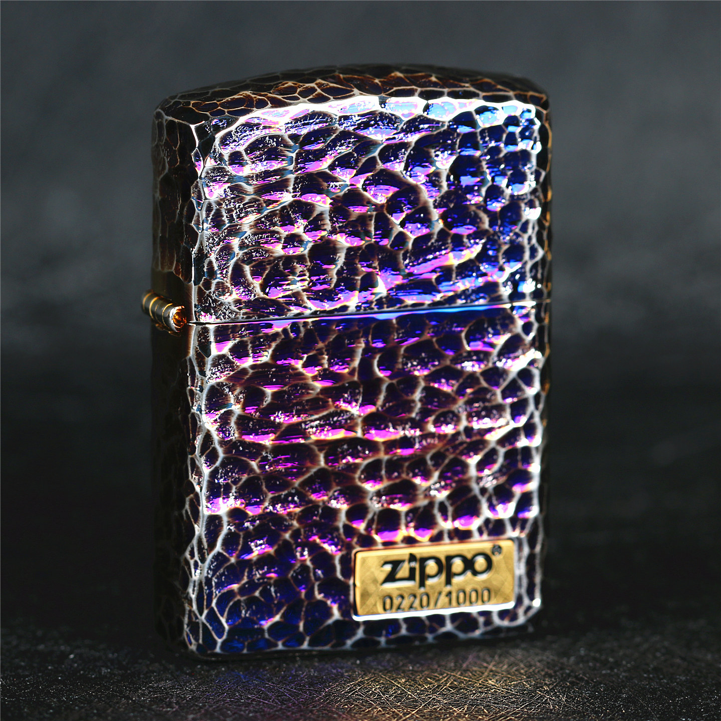 zippo芝宝煤油防风打火机 日版盔甲机 雕刻熏银烤蓝陨石坑 限量版