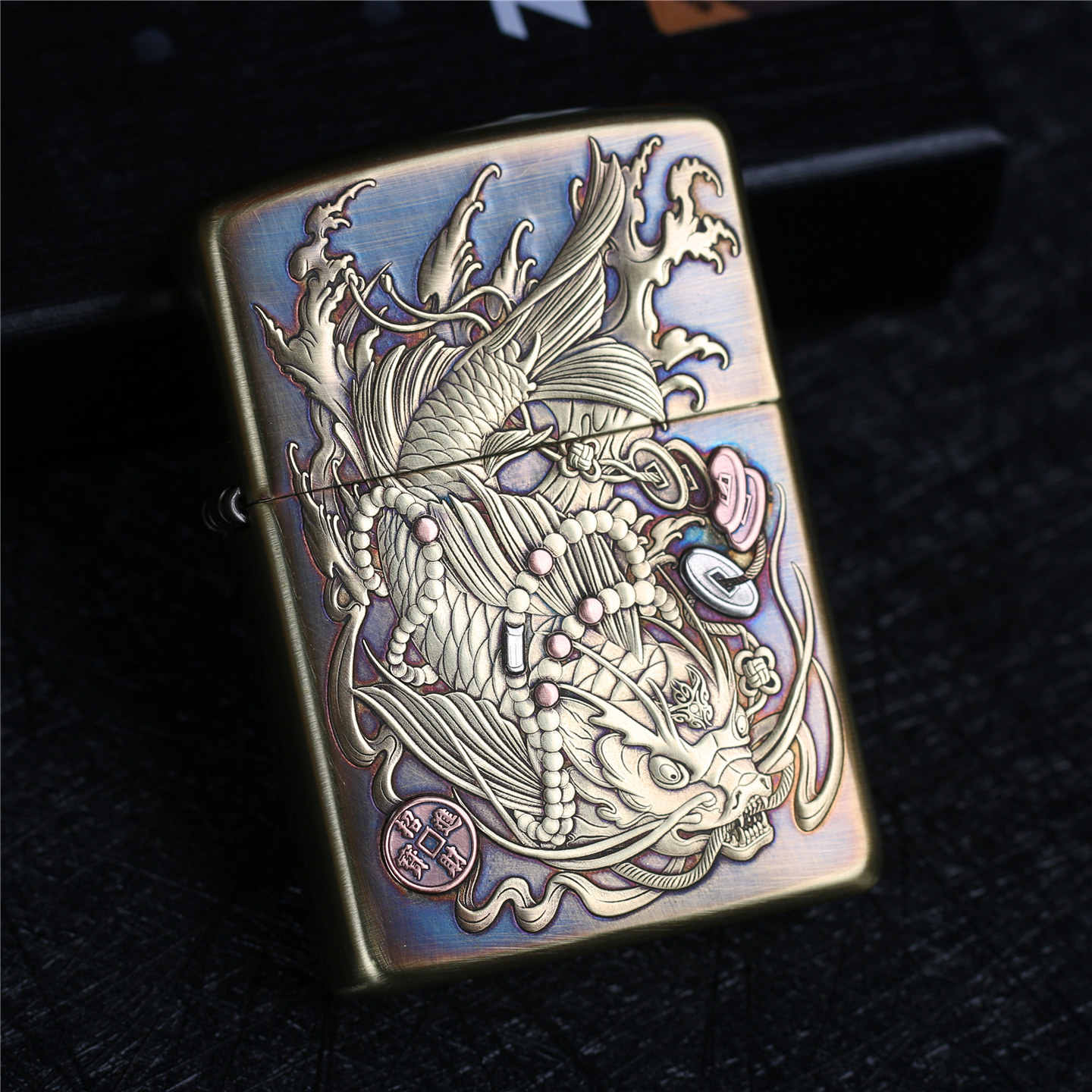zippo芝宝煤油防风打火机 纯铜盔甲机蝎子浮雕刻 龙鱼 男士礼物