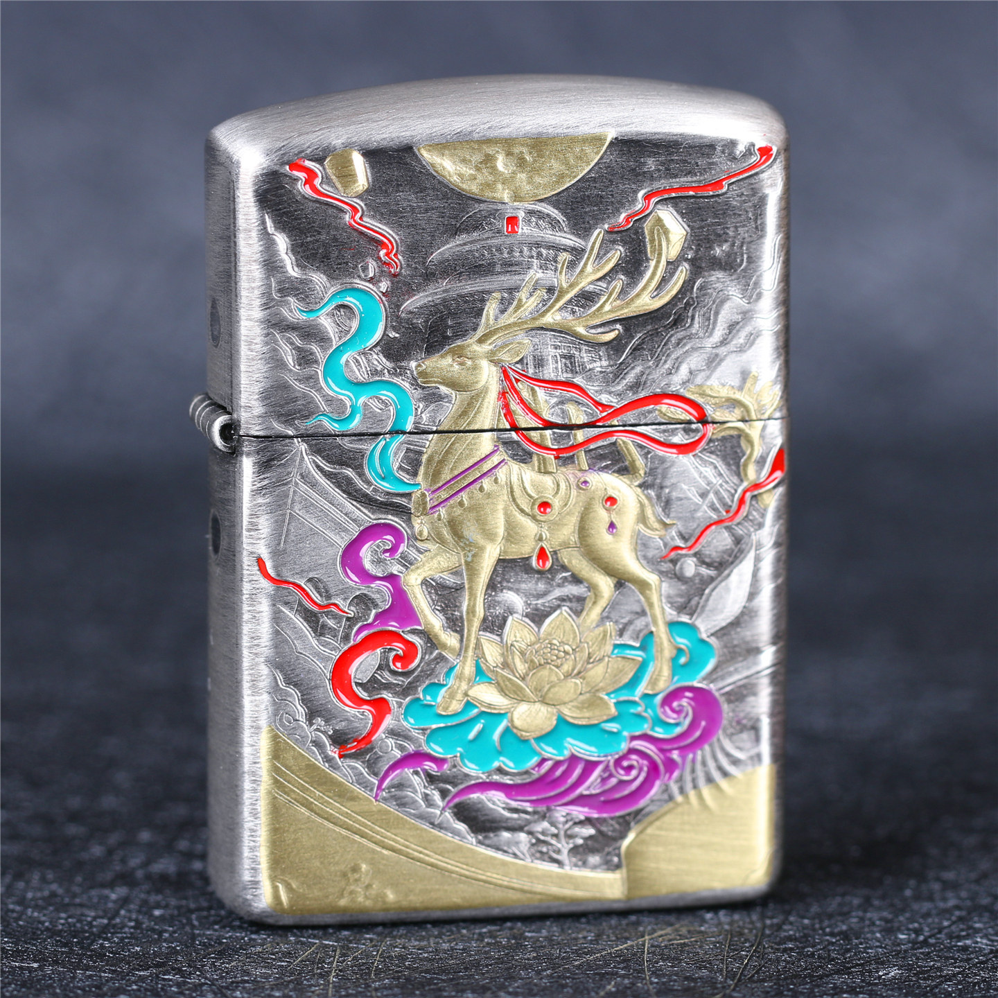 zippo芝宝煤油防风打火机 熏银盔甲机复古浮雕刻 九色鹿 男士礼物
