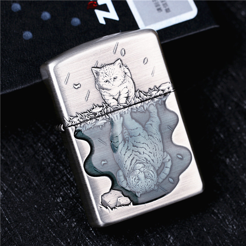 zippo芝宝煤油防风打火机 熏银盔甲机猫心有猛虎励志创意男士礼物