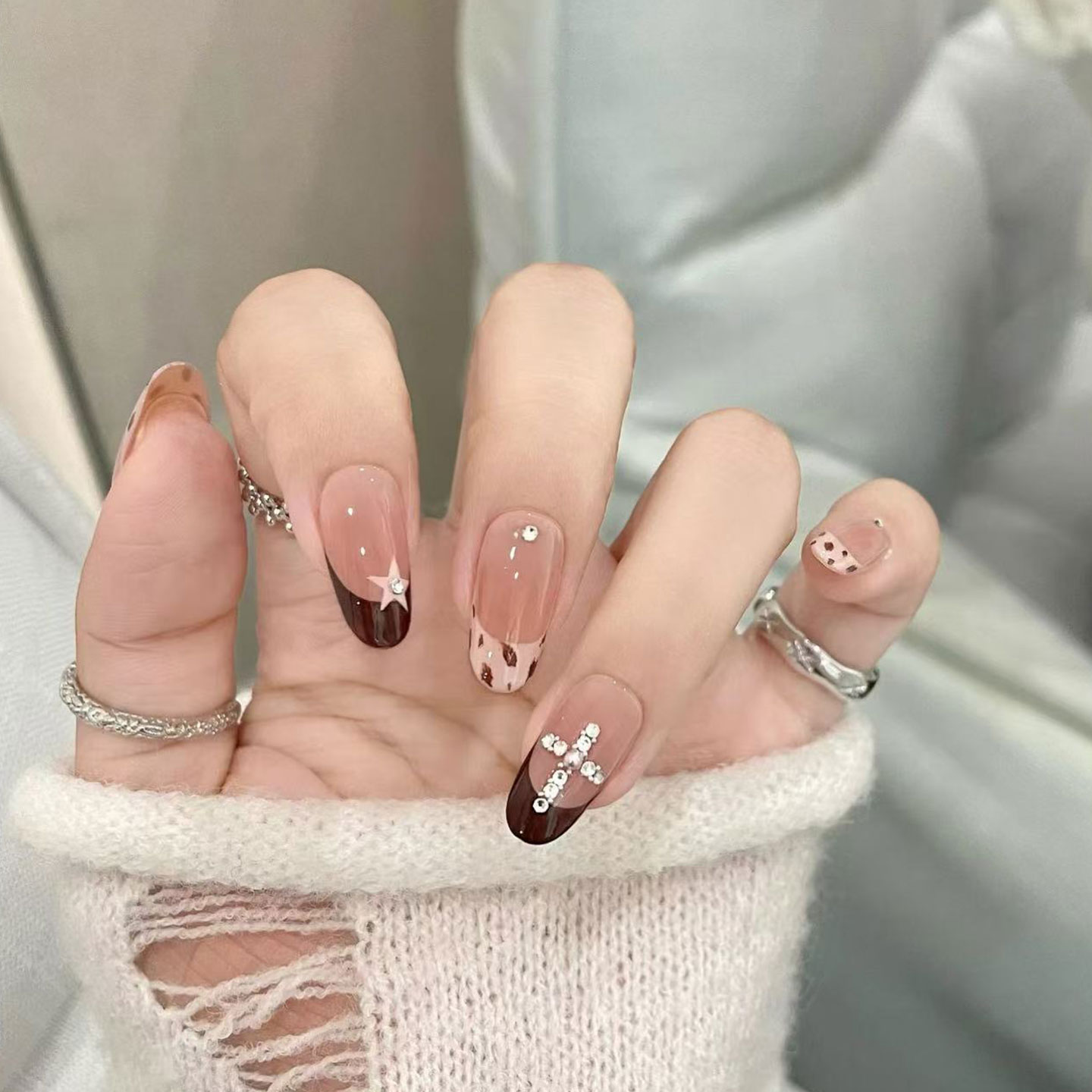 初秋棕咖纯欲皮粉豹纹手工穿戴甲