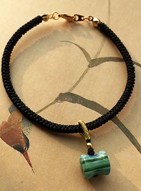 清代官造宫廷御用古法老琉璃 精编女士手链坠绿色小鼓珠 原创设计