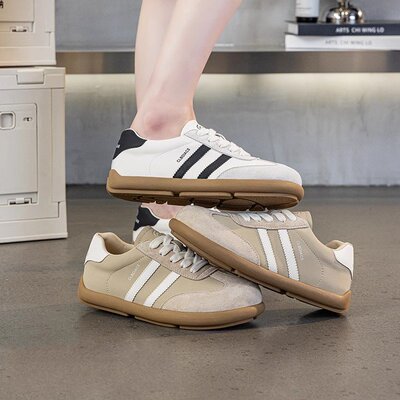 2025春季新款软底不累脚阿甘德训单鞋宽胖脚大码女鞋41到43显脚小