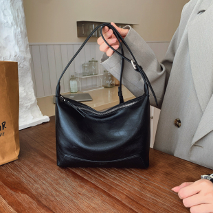 THE COLE高级感复古磨砂斜挎大容量女包日常通勤托特包单肩斜挎包