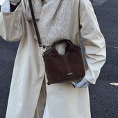 THE COLE秋冬高级感麂皮托特包女复古手提水桶包小众单肩斜挎包