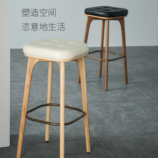酒吧咖啡厅家用靠背椅创意前台高脚凳子 北欧实木吧椅现代简约个性