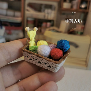 微缩怀旧裁缝店服装铺娃娃屋配件迷你棒针毛线球装饰摆件