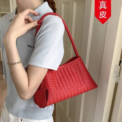 真皮红色新娘结婚包包女2