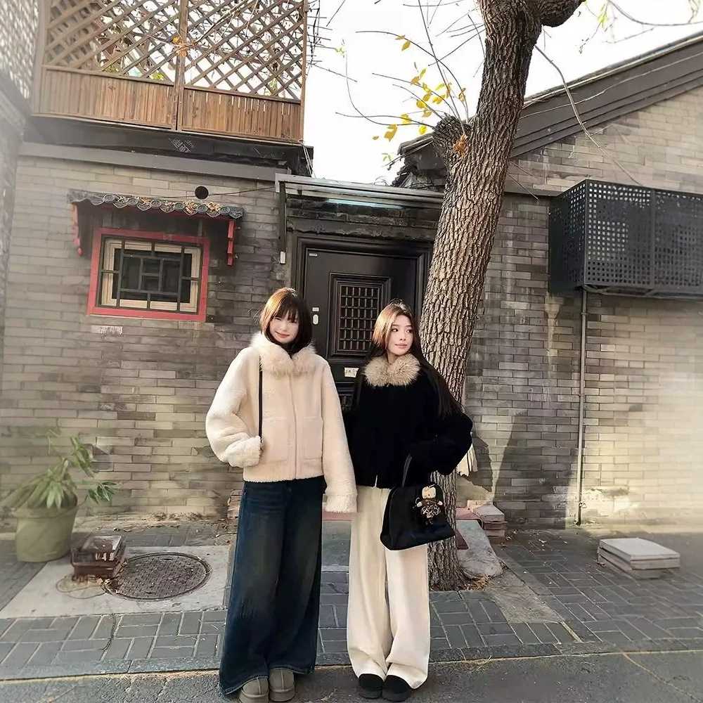 冬季仿羊羔毛皮毛一体短款外套