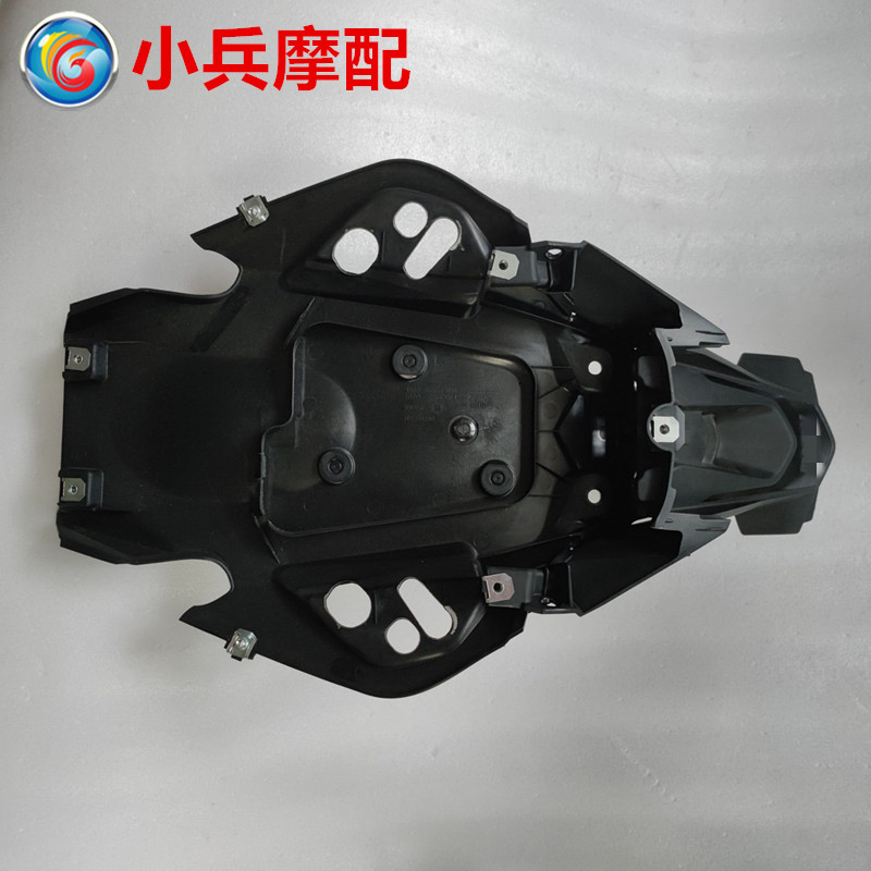 宝马310R后挡泥板后泥瓦