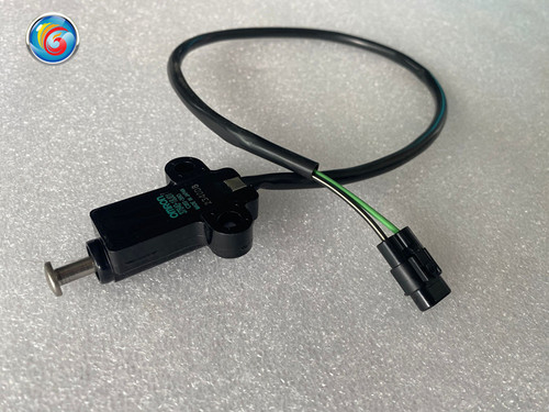 铃木gw250摩托车边撑熄火开关
