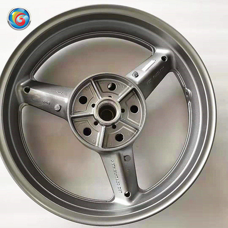 适用铃木跑车骊驰GW250 GW250S GW250F后钢圈 铝轮轮毂银灰色碟刹