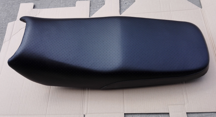 摩托车配件适用建设雅马哈天剑YBR125 JYM125-B 坐垫座垫座包鞍座