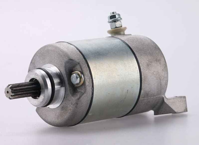 适用雅马哈摩托车天剑王250马达YBR250启动马达JYM250-2A起动电机