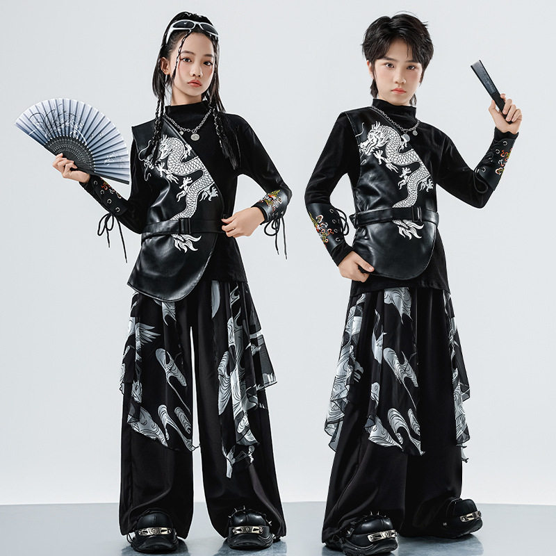 儿童中国风黑龙纹飘带嘻哈演出服