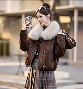 2026新款狐狸毛皮草外套女短款皮毛一体机车鹅绒羽绒服