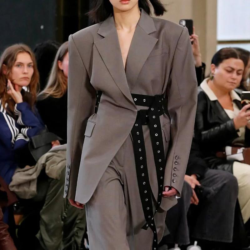 走秀款双腰带收腰显瘦西服外套女