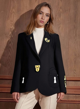 法式通勤风黑色长袖小西装女冬季新款气质百搭锁扣装饰西服短外套