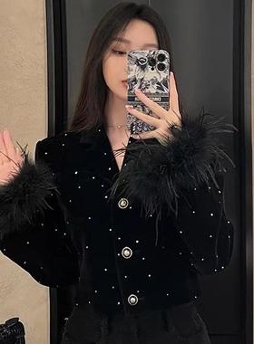 小香风秋冬新款黑色显瘦短外套法式丝绒烫钻毛毛袖拼接西服外衣女