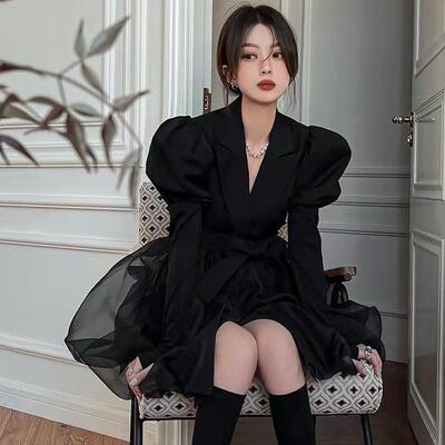 御姐风时尚泡泡长袖西装领连衣裙