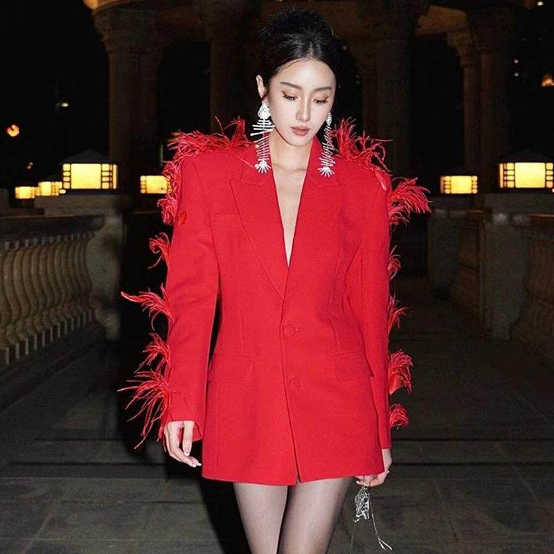 法式高级感气质炸街西服上衣轻熟风红色羽毛拼接百搭西装裙外套女