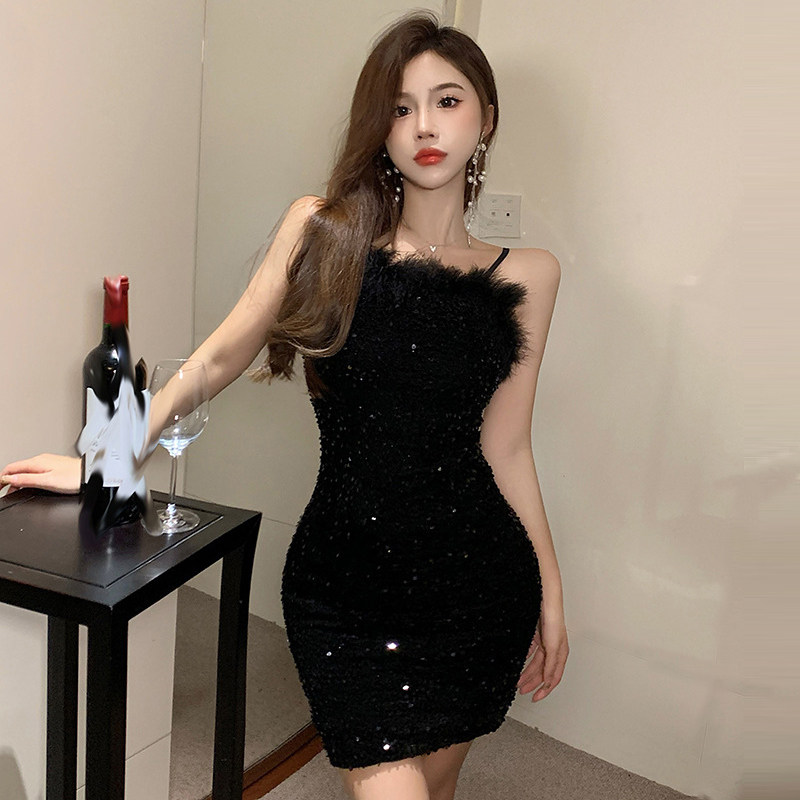 夜店性感辣妹羽毛拼接吊带连衣裙