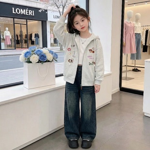 女童春秋款休闲卫衣外套2026新款洋气春装初中生女孩宽松夹克上衣