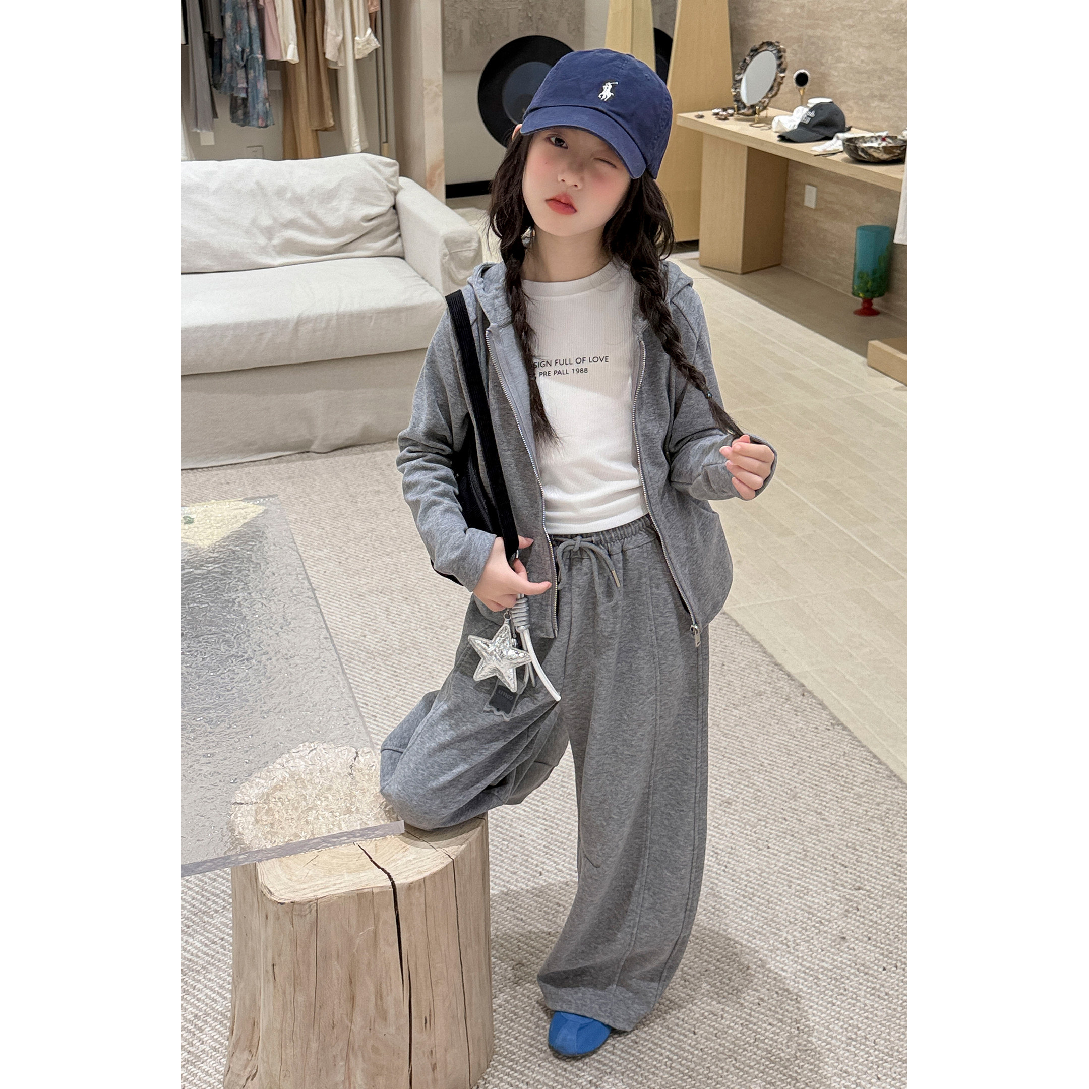 韩国童装女童套装2026秋季儿童套装纯色连帽外套休闲裤两件套装