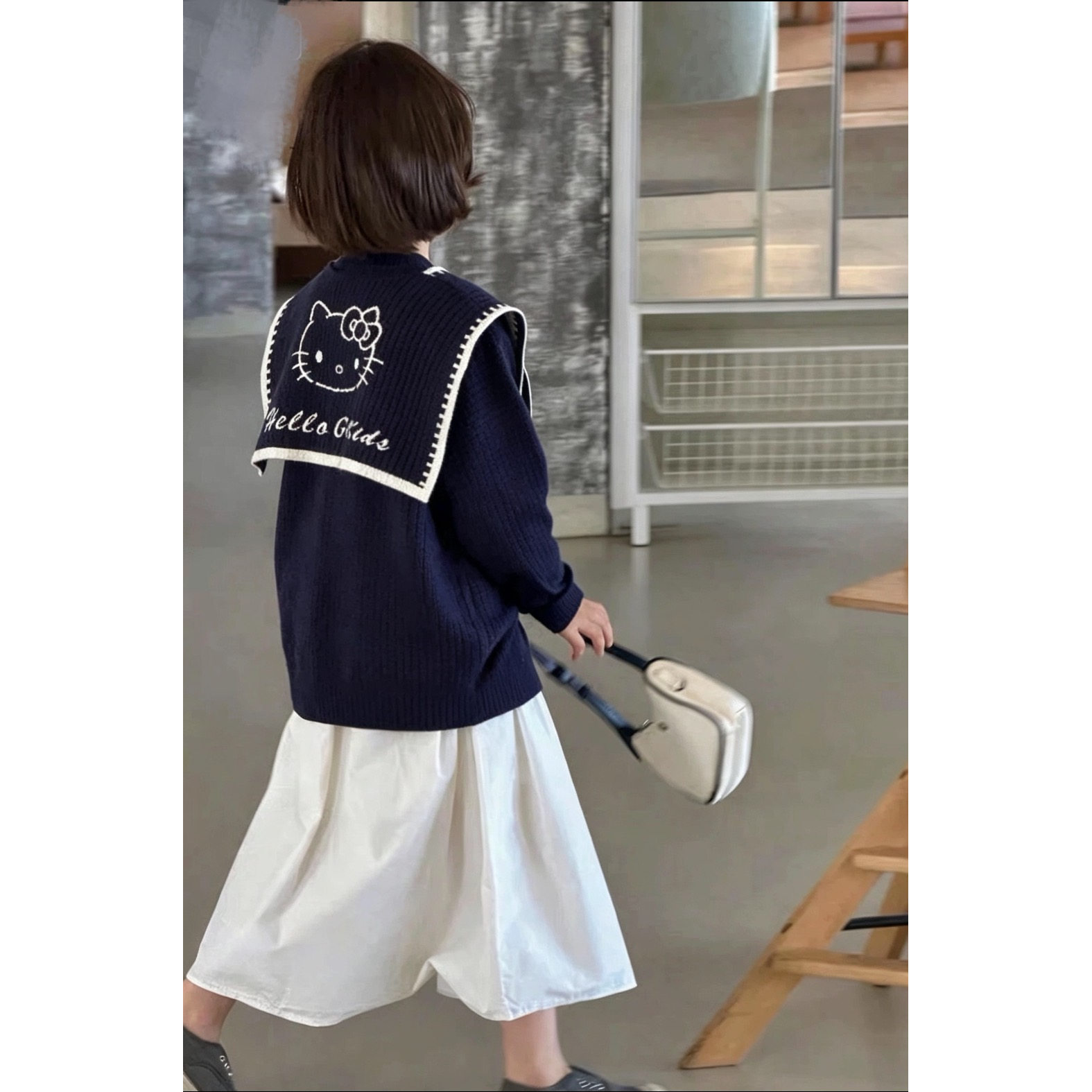韩系女童甜美刺绣披肩毛衣2026秋冬季新款中大童针织开衫儿童上衣