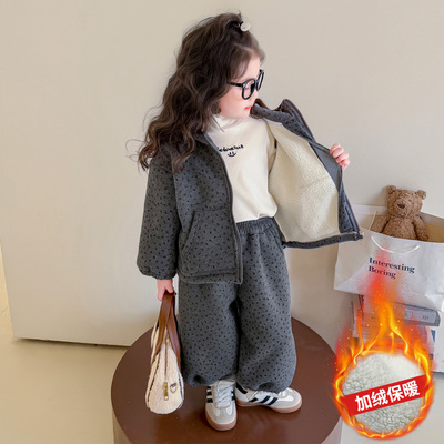 线下实体衣服，商场同款