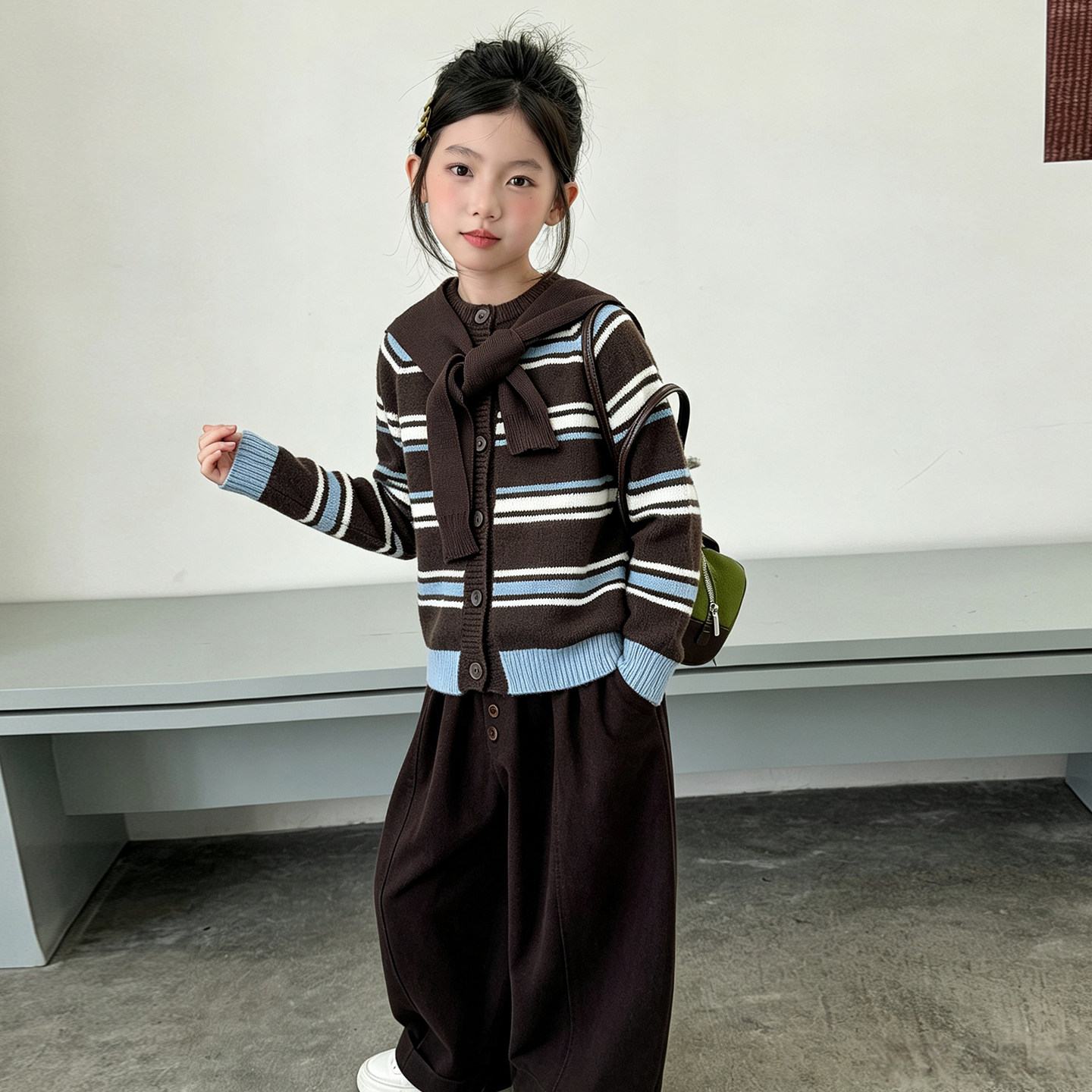 韩系女童休闲套装2026新款秋装洋气时髦儿童披肩毛衣阔腿裤两件套